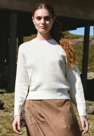 VOLCANO S-KAMA / krémová